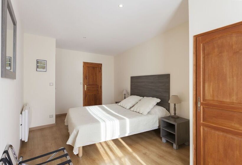 اتاق استاندارد, Normandy Country Club