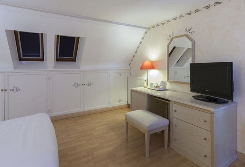 اتاق استاندارد, Normandy Country Club