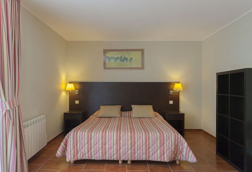 Apartamento 2 Dormitórios, Normandy Country Club