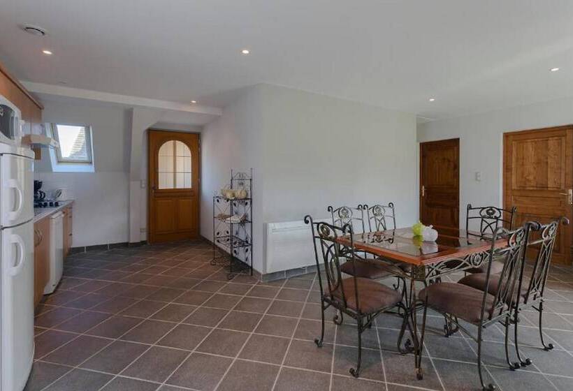 آپارتمان 3 خوابه, Normandy Country Club