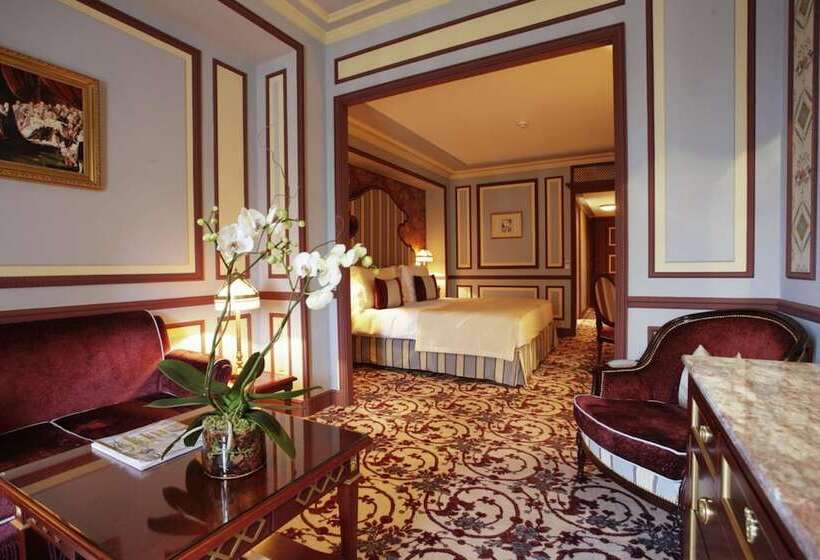 سوییت جونیور, Intercontinental Bordeaux Le Grand Hotel, An Ihg