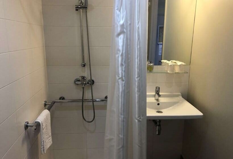 اتاق استاندارد, Kyriad Hôtel Orly Aéroport   Athis Mons