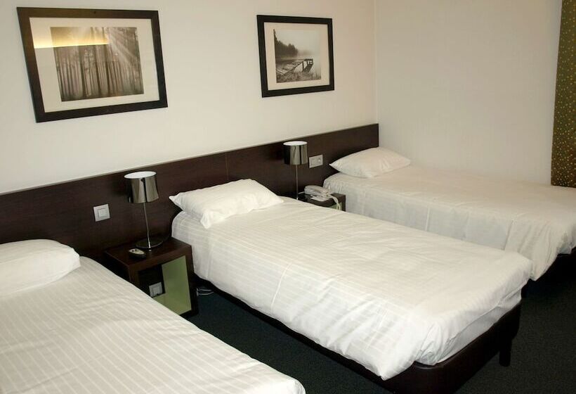 Standard Room, Kyriad Orly Aeroport  Athis Mons