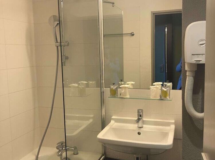 اتاق استاندارد, Kyriad Hôtel Orly Aéroport   Athis Mons