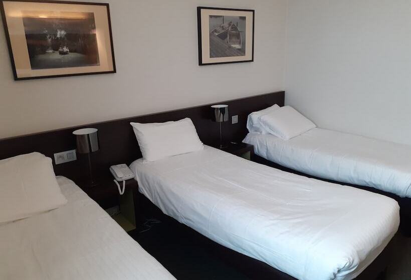 Standard Room, Kyriad Orly Aeroport  Athis Mons