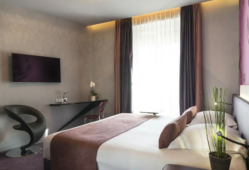 Deluxe Room, Le Bon