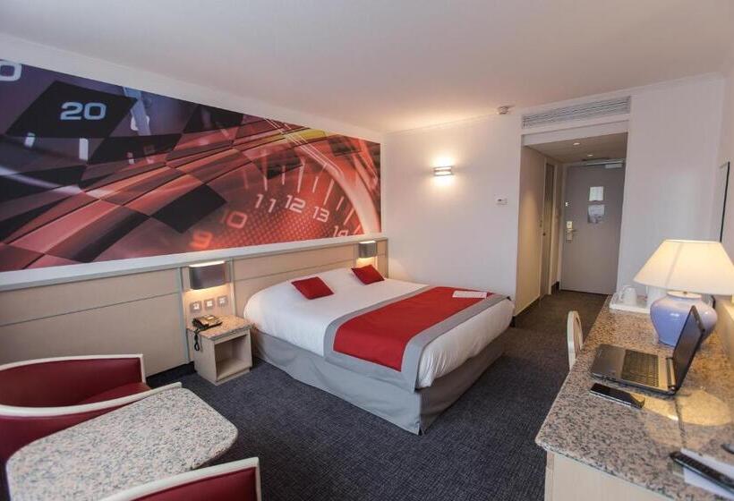 اتاق استاندارد, Le Paddock