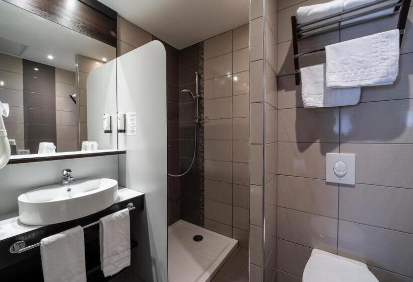 اتاق استاندارد چهار تخته, Logis Cottage