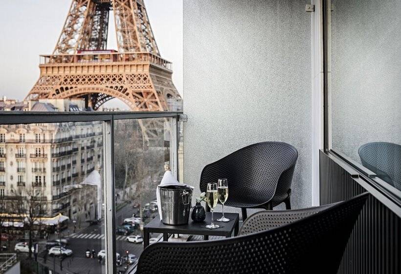 Deluxe Room with Views, Pullman Paris Tour Eiffel