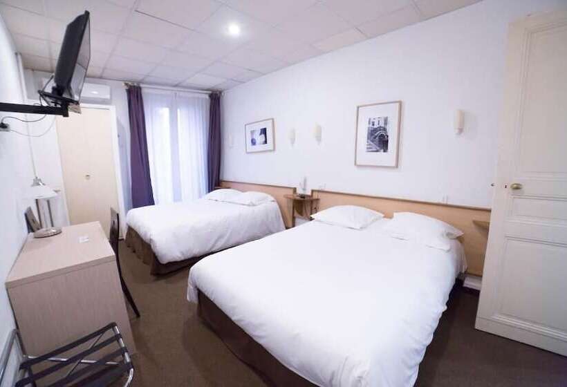 Superior Quadruple Room, D Angleterre, Salondeprovence