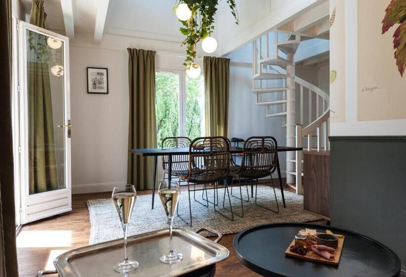 Duplex Junior Suite, Ermitage De Corton   Teritoria