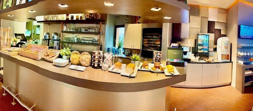 اتاق استاندارد با تخت دوبل, Kyriad Vichy Spa Cinq Mondes