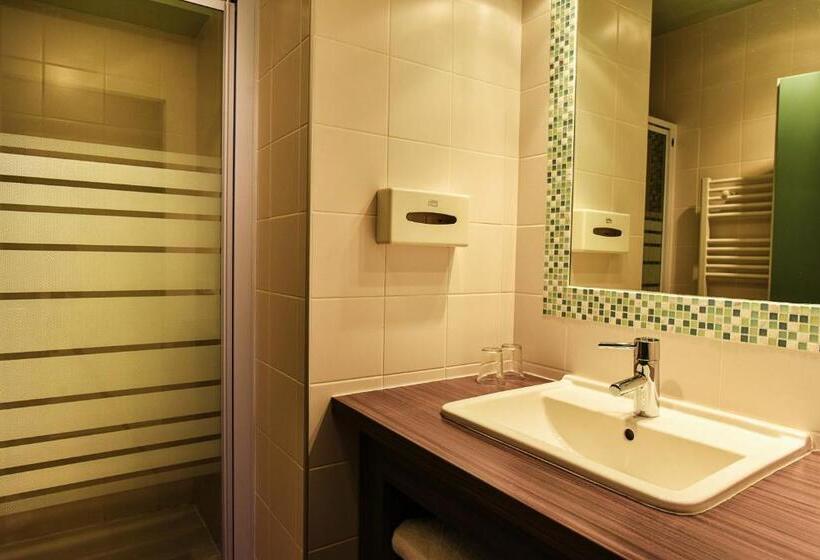 استودیوی استاندارد, Hôtel Et Résidence La Réserve