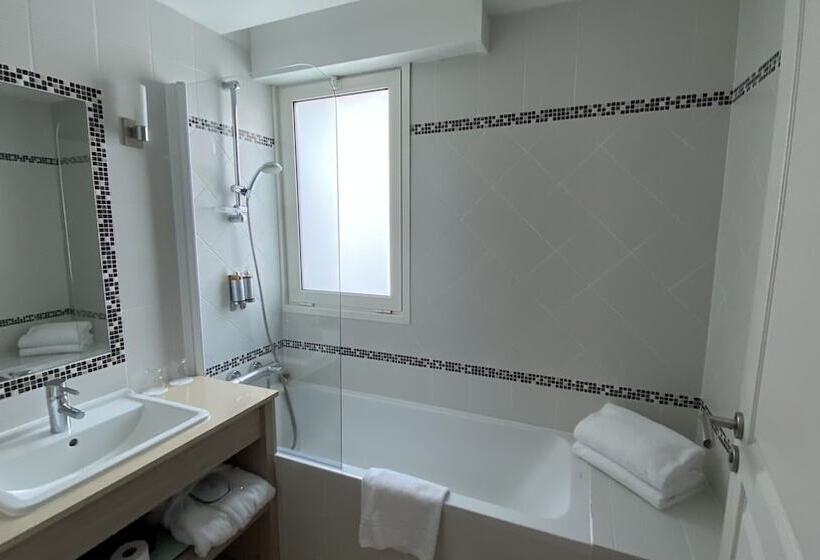 اتاق کلاب, Hôtel Et Résidence La Réserve