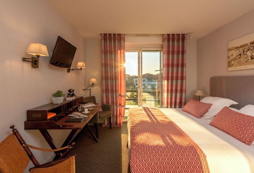 اتاق کلاب, Hôtel Et Résidence La Réserve
