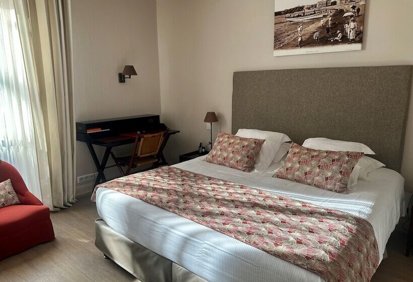 اتاق خانوادگی, Hôtel Et Résidence La Réserve