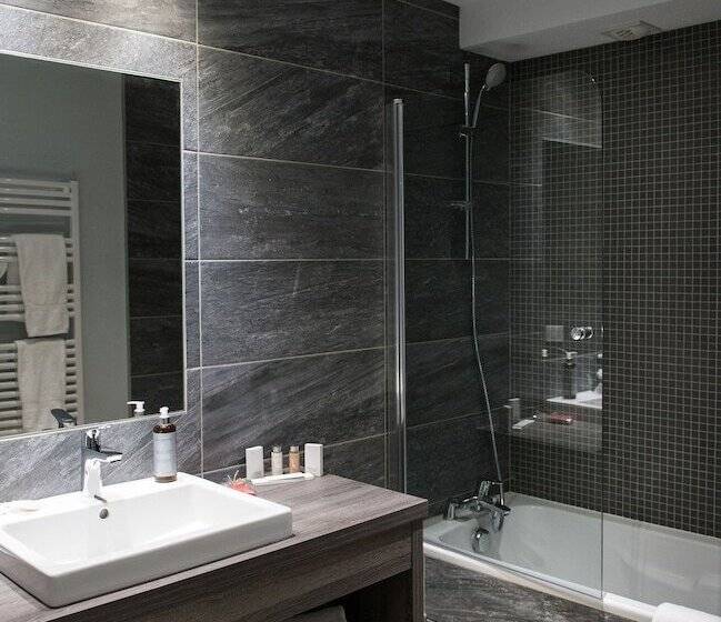 استودیو خانوادگی, Hôtel Et Résidence La Réserve