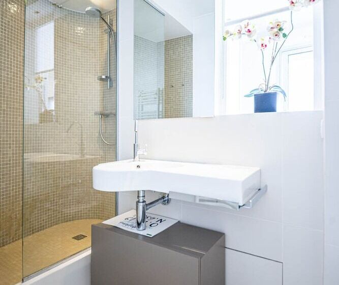 Superior Studio Sea View, Le Crystal Dinard Plage