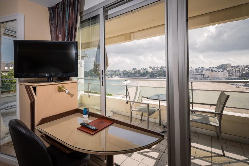 اتاق استاندارد, Le Crystal Dinard Plage