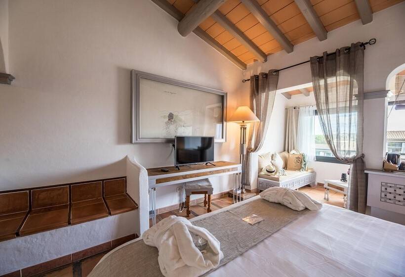 اتاق راحتی, Le Roi Theodore & Spa