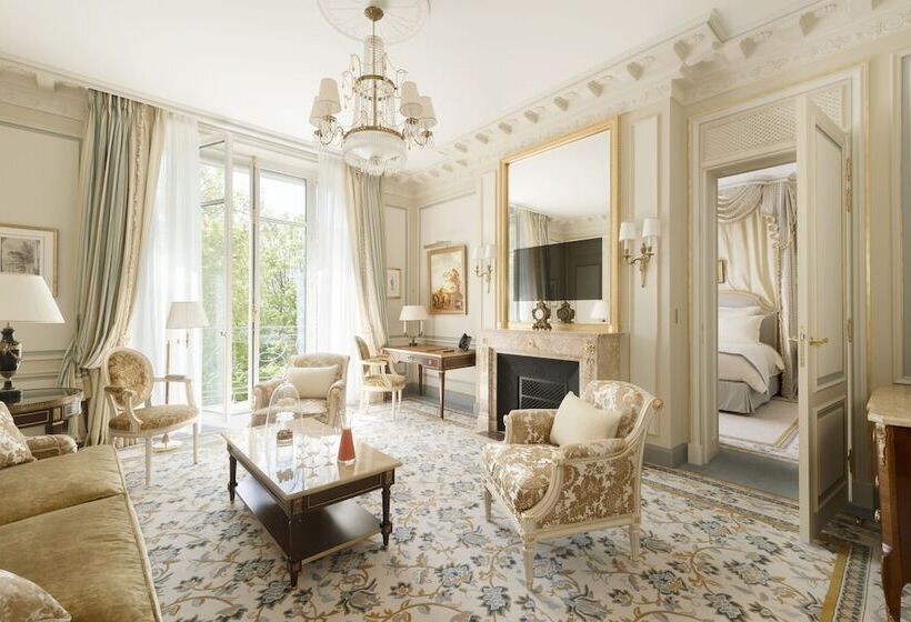 Suite Executiva, Ritz Paris