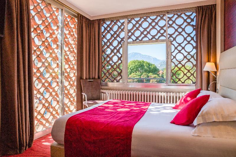اتاق لوکس یک تخته, Hôtel Les Trois Roses, Meylan Grenoble The Originals Boutique
