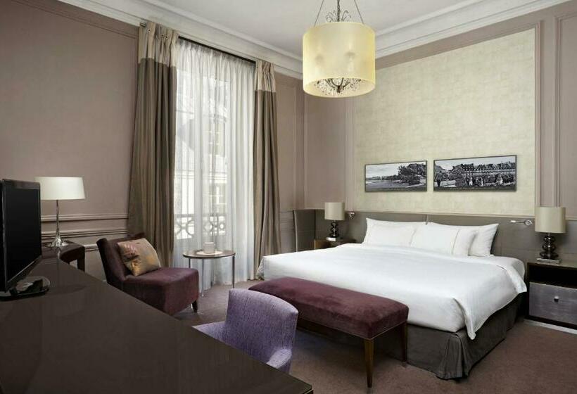 Deluxe Zimmer Kingsize Bett, The Westin Parisvendome