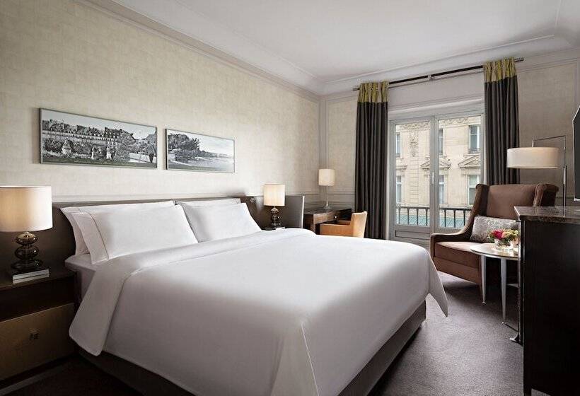 Superior Room, The Westin Parisvendome