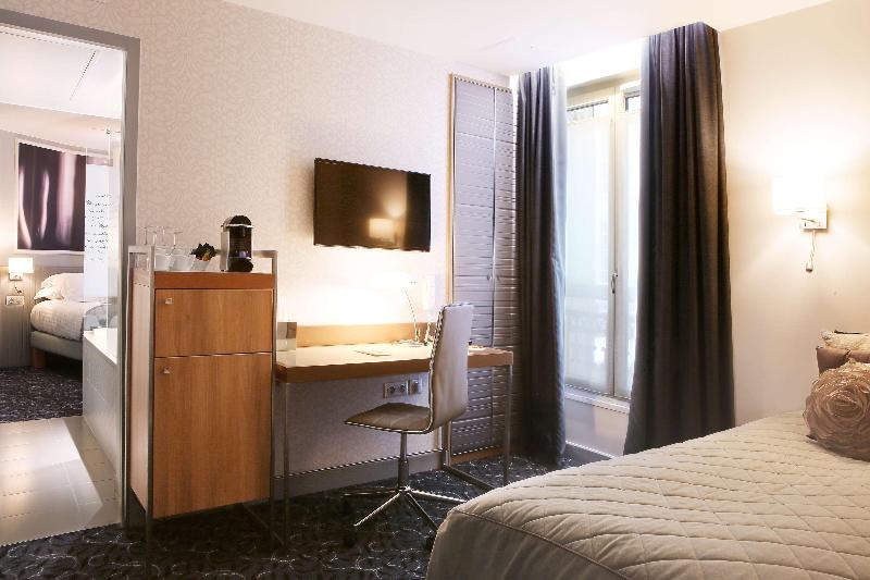 سوییت جونیور, Hôtel Littéraire Le Swann, BW Premier Collection