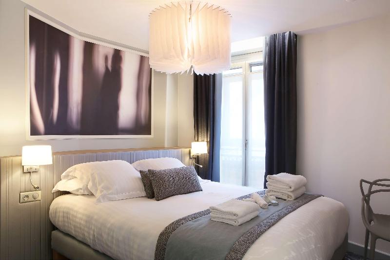 سوییت جونیور, Hôtel Littéraire Le Swann, BW Premier Collection