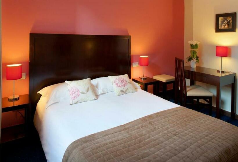Номер Стандарт, Relais Acropolis