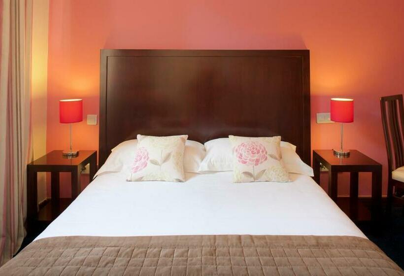 Номер Стандарт, Relais Acropolis