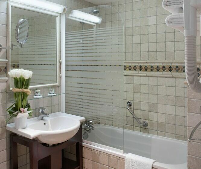 Номер Стандарт, Relais Acropolis