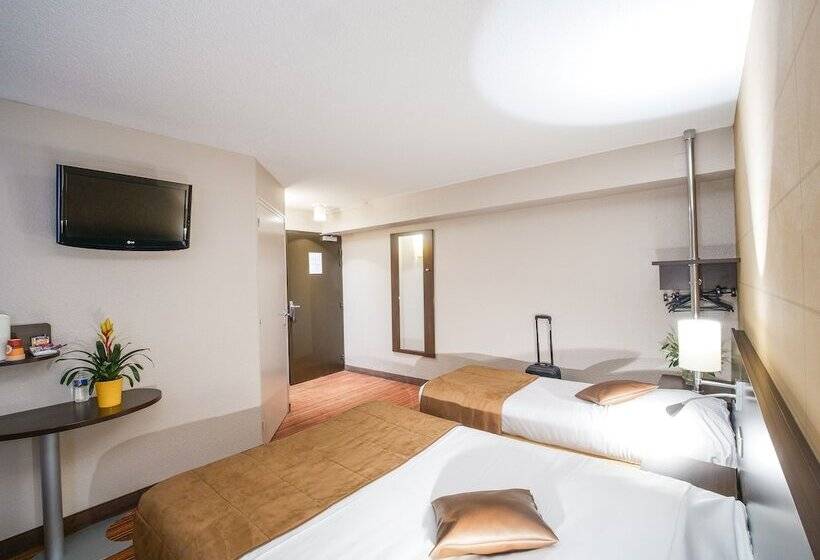 اتاق خانوادگی, Inn Design Poitiers Sud
