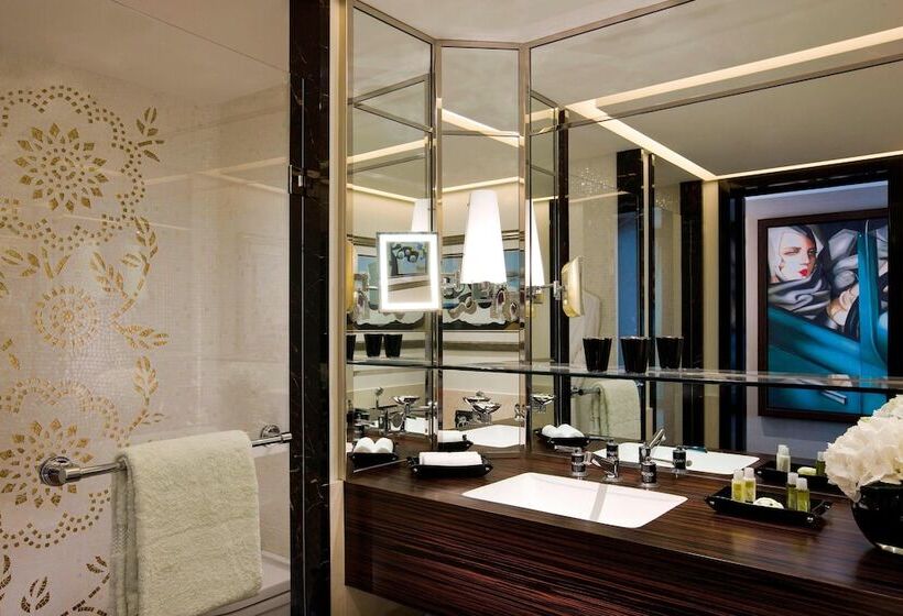 اتاق لوکس, Prince De Galles, A Luxury Collection Hotel, Paris