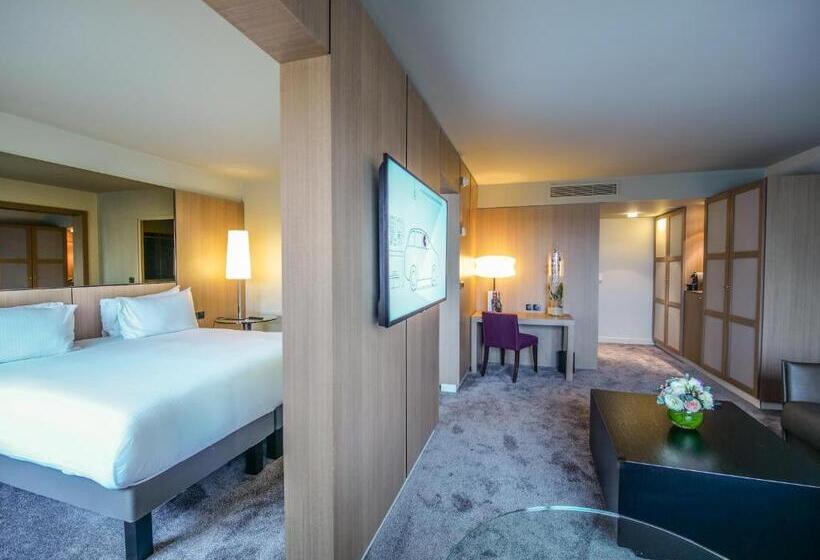 سوئیت جونیور با تخت بزرگ, Pullman Bordeaux Lac