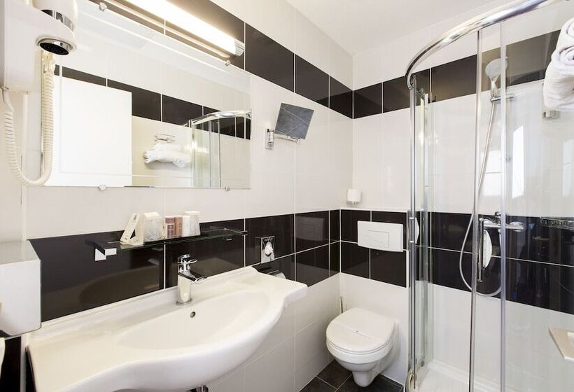 اتاق استاندارد, Quality Hotel Bordeaux Centre
