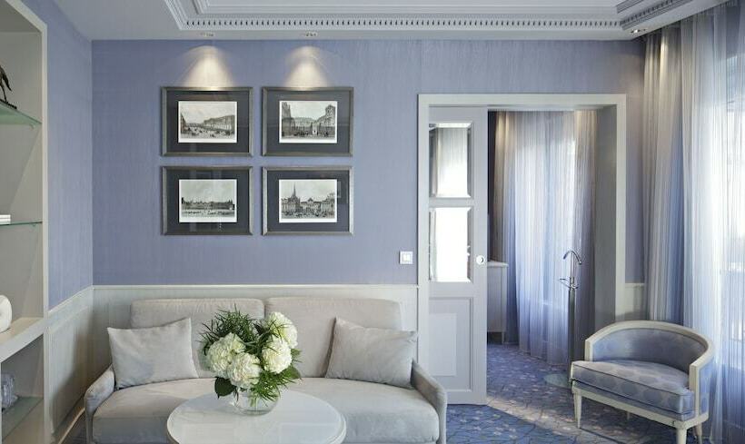 Junior Suite, Rochester Champs Elysees