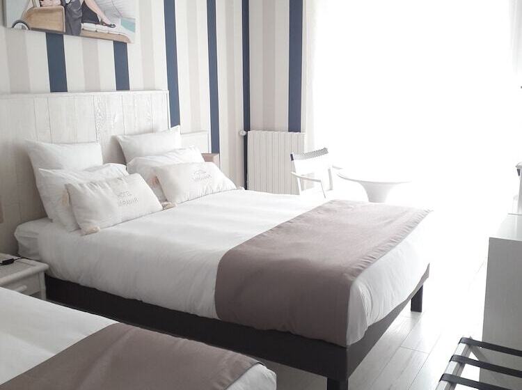Triple Room Sea View, Hôtel The Originals Miramar, Royan Pontaillac