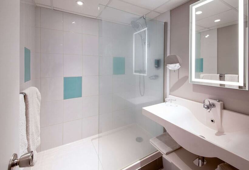 Superior Szoba, Novotel Clermont Ferrand