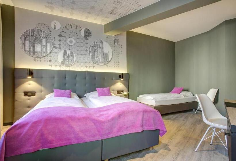 اتاق استاندارد سه نفره, Boutique 003 Köln Am Dom, Trademark Collection By Wyndham