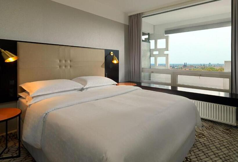 סוויטת אקזקיוטיב, עם מיטת קינג, Four Points By Sheraton Munich Arabellapark