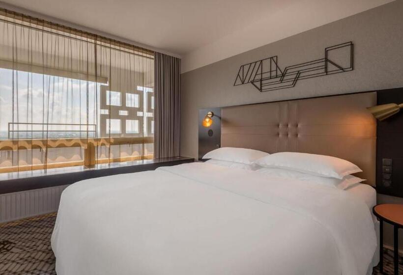 סוויטת דלוקס 2 חדרים, Four Points By Sheraton Munich Arabellapark