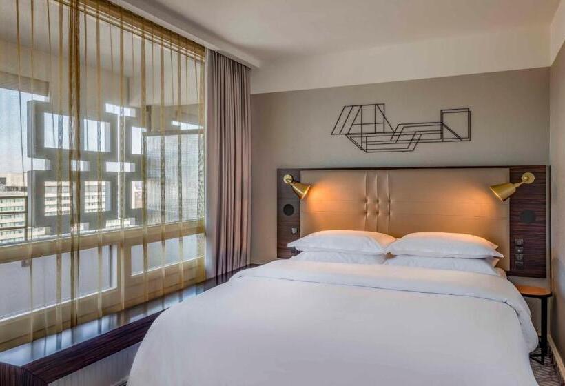 סוויטת ג'וניור מיטת קינג, Four Points By Sheraton Munich Arabellapark