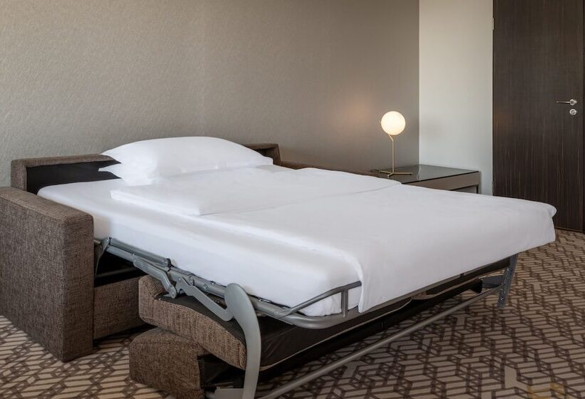 סוויטת דלוקס 2 חדרים, Four Points By Sheraton Munich Arabellapark