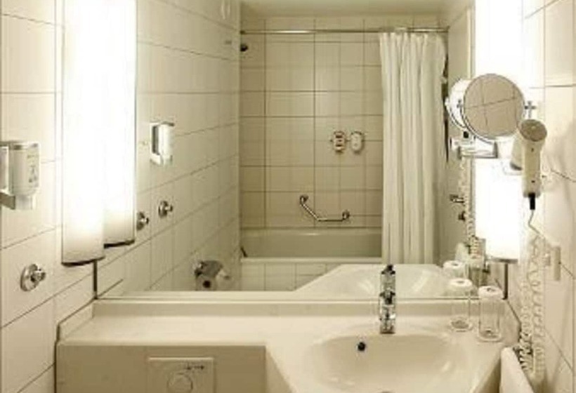 コンフォートルーム, H+ Hotel Leipzig