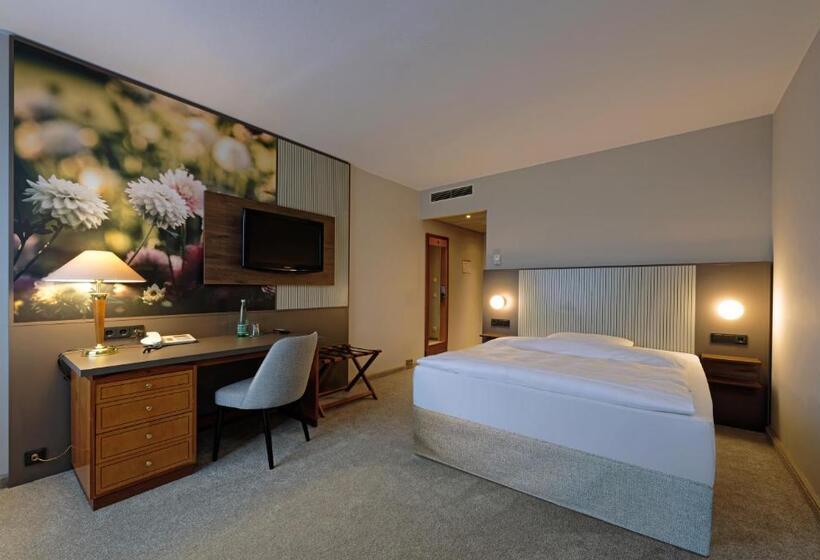 اتاق استاندارد یک تخته با تخت دونفره بزرگ, Mercure Hotel Gera City