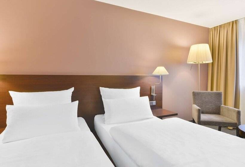 اتاق استاندارد, Spark By Hilton Stuttgart Sindelfingen