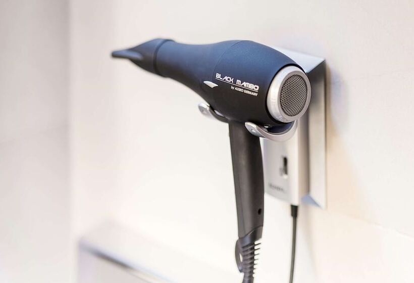 اتاق استاندارد یک نفره, Spark By Hilton Stuttgart Sindelfingen