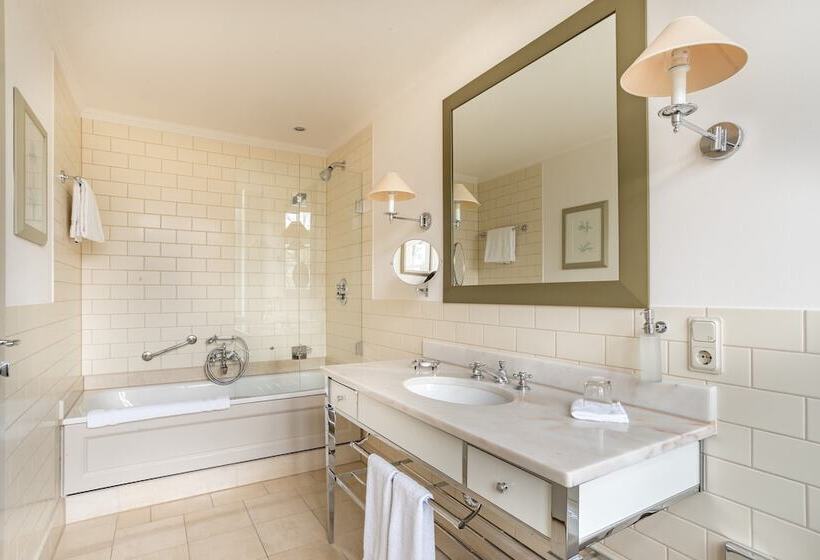 Классический Номер, Parkhotel Quellenhof Aachen